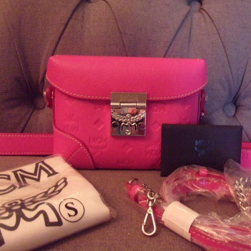 MCM Authentic Soft Berlin Crossbody Bag In Sugar Pink With Belt NWT's  N Receipt